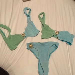 Adorable bikini set with 2 tops for mix and match